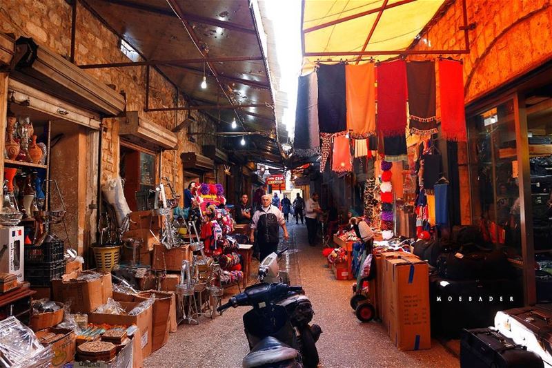 •i'm not lost i'm on my way• streetphotos  streetphotography ... (Tyre, Lebanon)