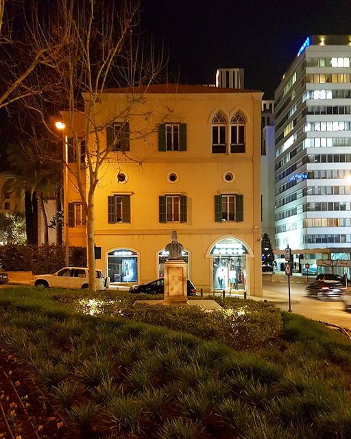 ... I'm still standing 🎵🎶------.. Lebanon_HDR  Ливан  Бейрут ... (Downtown Beirut)