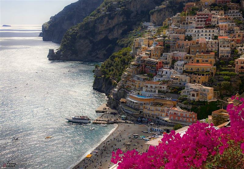 I read somewhere "if you are not lost, you are not much of an explorer"... (Costa d'Amalfi - Positano)