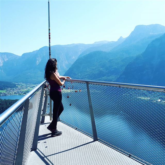 I think it s paradise  hallstatt  perfect  town  lake  mountains ... (Hallstatt, Austria)