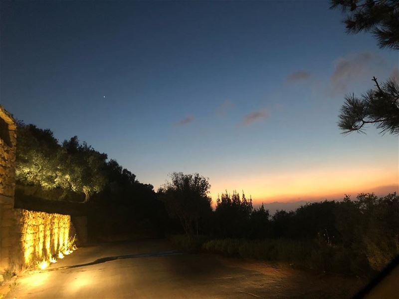 I've had a perfectly wonderful evening...But this wasn't it🤗 sunset... (Beit Ed-Deen, Mont-Liban, Lebanon)
