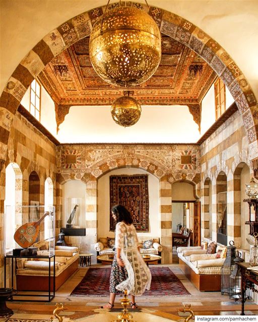 I was fascinated by the architecture of the historic Debbané palace in ... (Saïda, Al Janub, Lebanon)