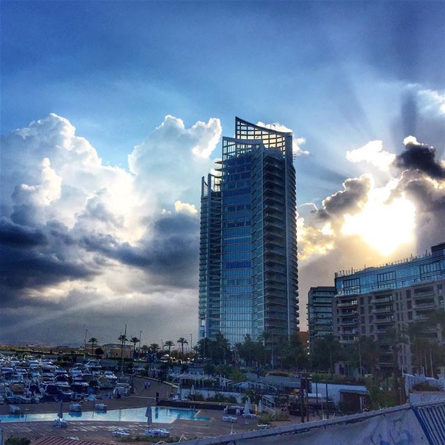 I wish you a wonderful Sunday 😍  beirut  love  lebanon  lebanonspotlights... (Zaitunay Bay, Beirut)