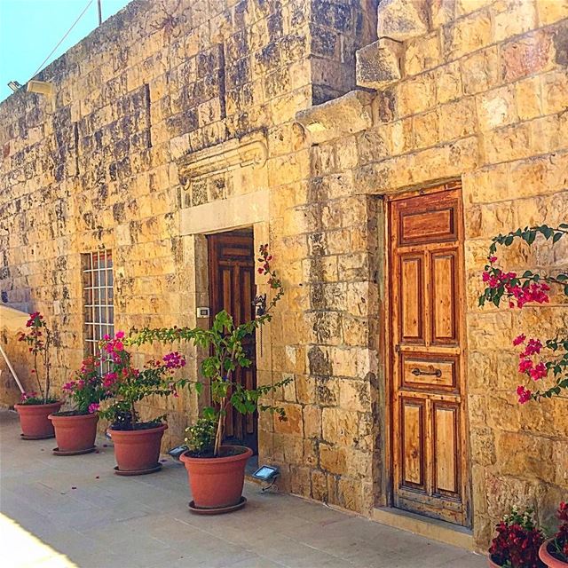 If one door closes, another one opens! I know it cannot be more cliché... (Dayr Al Qamar, Mont-Liban, Lebanon)