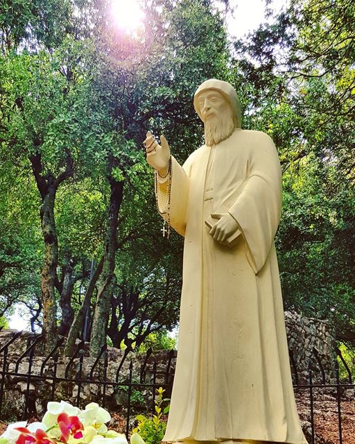 "If one has faith, one has everything"🙏💙  stcharbel  faith  placeofpeace... (Annâya, Mont-Liban, Lebanon)