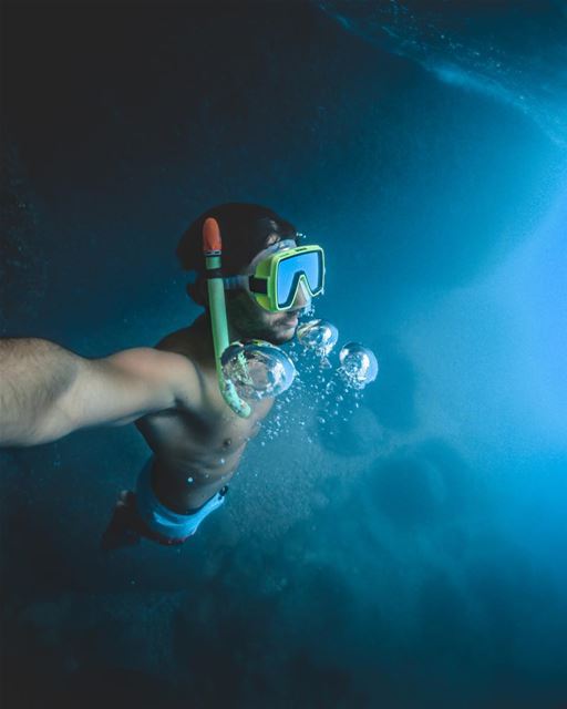 If only i could breath underwater and stay there Photo taken with @gopro... (Batroûn)