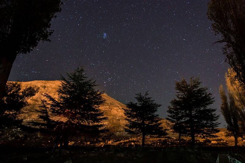 If people sat outside and looked at the stars each night🌌........ (Qanat Bakish, Mont-Liban, Lebanon)