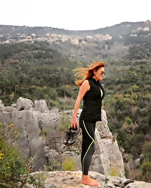 If the winter is too cold an the summer is too hot ,you are not a hiker 🏔� (Kafr Mattá, Mont-Liban, Lebanon)
