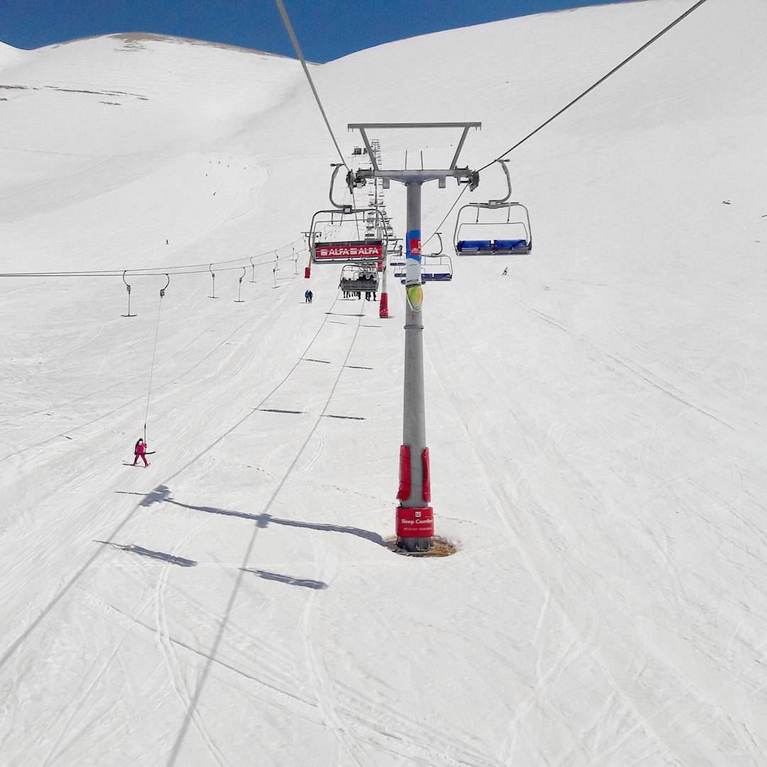 If you didn't get enough snowy vibes in your lungs this winter, go to El... (Téléskis des Cèdres - Cedars Ski Resort - Arz)