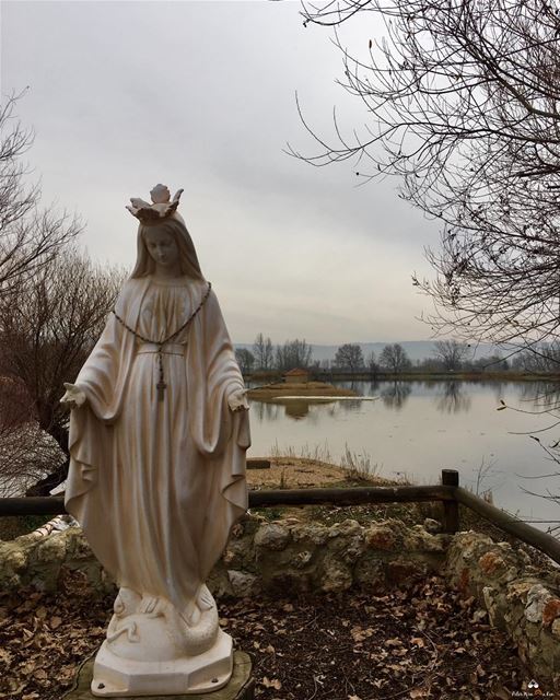 If you ever feel distressed during your day....Call upon our Lady ❤️🙏🏻❤️... (Deïr Taanâyel, Béqaa, Lebanon)