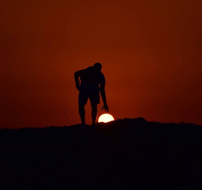 If you want to shine like a sun, first burn like a sun..!-_-_-_-_-_---_-_-