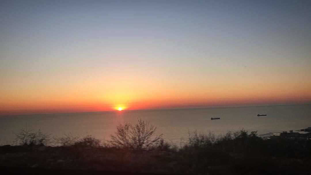 ~..In a blink of an eye:  sunset..~🌅🇱🇧 byblos  batroun  sailors ... (Jbeil-Byblos)