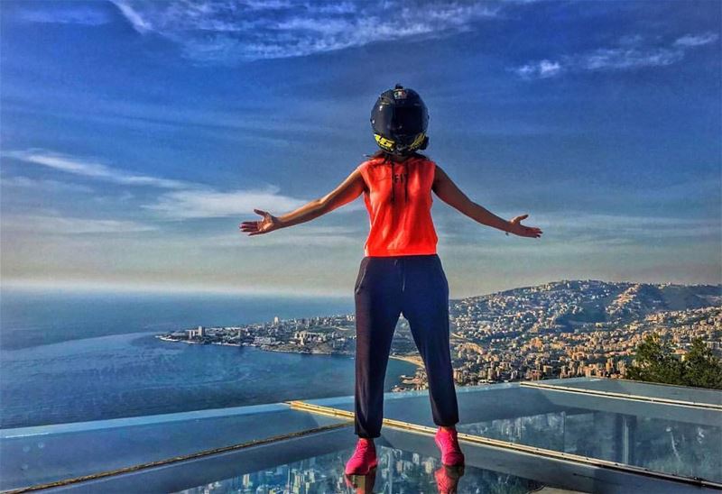 In a world where everyone is over exposed, the coolest thing you can do is... (Amar - قمر)