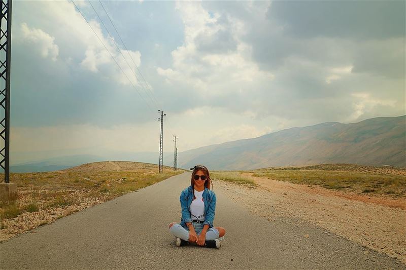 In the middle of the road, in the middle of nowhere 🤷🏻‍♀️.......... (Beqaa Valley)