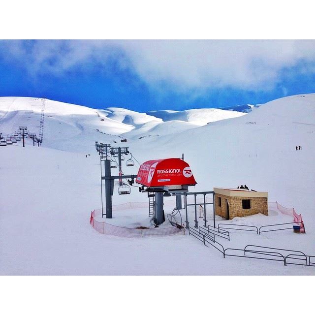  InstaSize  lebanon  kfardebien  ski  slots  wearelebanon  proudlylebanese...