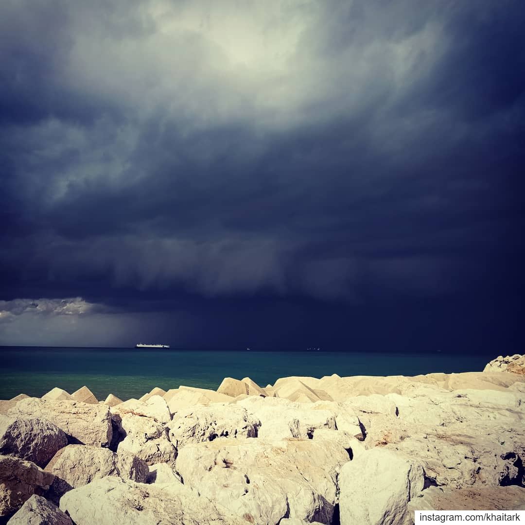 Into the  storm  ig_lebanon  amazinglebanon  insta_lebanon  wearelebanon ... (Marina Dbayeh)