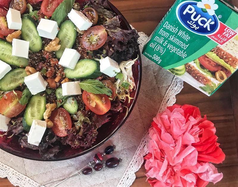 Introducing a healthy Greek Quinoa Salad using the New @PuckArabia reduced...