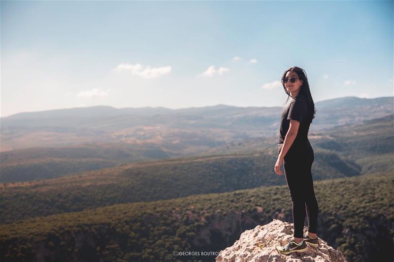 It is happiness to wander📷 @freakgmb..... girlswhotravel ... (Marjayoûn, Al Janub, Lebanon)