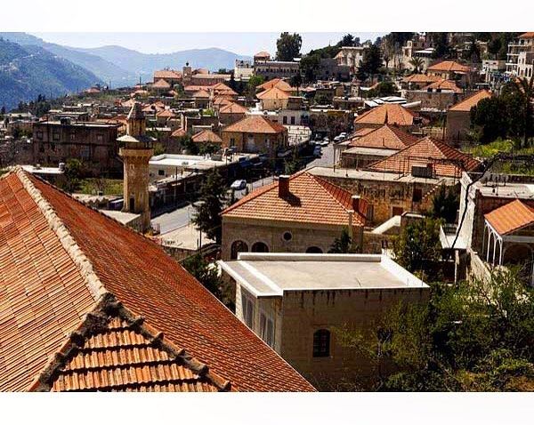It is never a Lebanese village without red roof bricksDeir al-Qamar (‫دير... (Dayr Al Qamar, Mont-Liban, Lebanon)