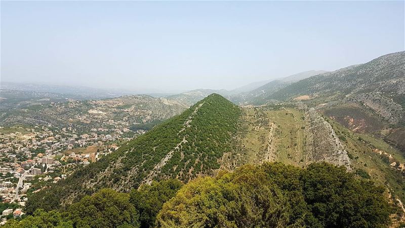 It is not the mountain we conquer but ourselves.⛰  mountains  goodvibes ... (Niha Al Chouf)