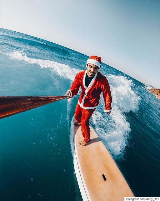 It’s a sunny Christmas this year, so why not to catch some waves? Merry... (Batroûn)