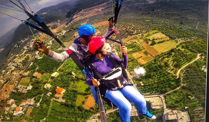 It's all about perspective   paragliding  vacation  lebanon ... (Mizyarah, Liban-Nord, Lebanon)
