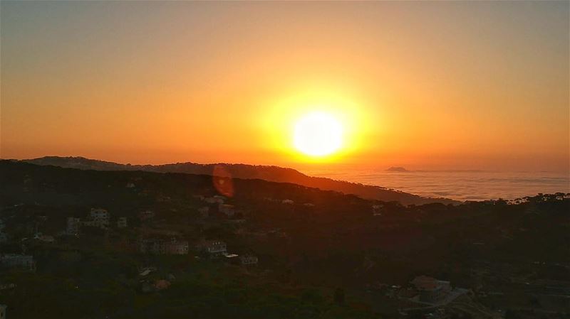 It's almost impossible to watch a Sunset 🌄🌅and not Dream 💛... (Matn District)
