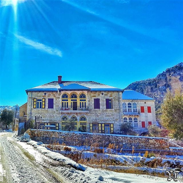 It's Because of These Sunny Days That We Survive the Storms... (Douma, Liban-Nord, Lebanon)