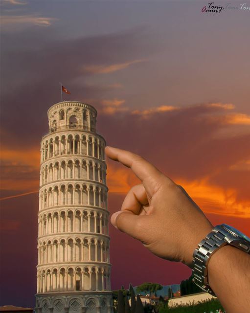 It's FIXED!!! Pisa tour is straight again, worry no more 😏 sometimes... (Pisa, Tuscany, Italy)
