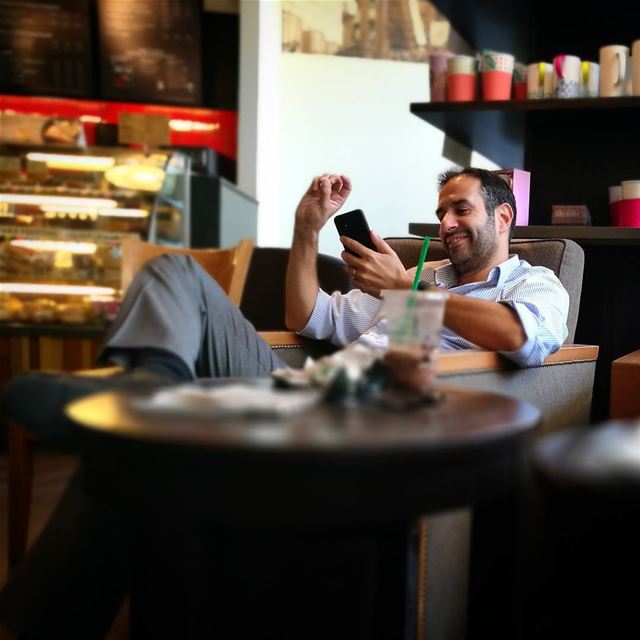 It's just a phone life -  ichalhoub in  Beirut  Lebanon / @AFPphoto ...