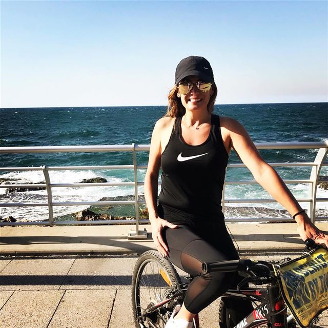 It’s not about riding .. it’s about making it happen 🚴‍♀️ bikinglove ... (Ain El Mreisse, Beyrouth, Lebanon)