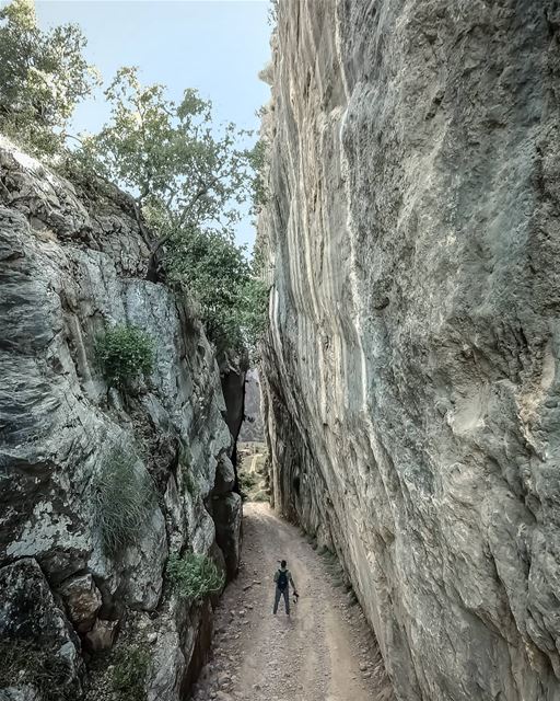 It's not always about the view, the angle, the place ...Actually it's not... (Kafr Mattá, Mont-Liban, Lebanon)