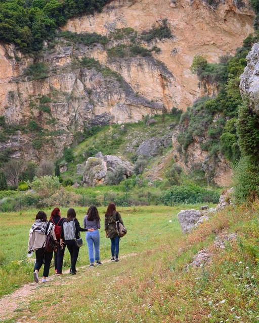 It’s the friends we meet along life’s road who help us appreciate the... (Shikka, Liban-Nord, Lebanon)