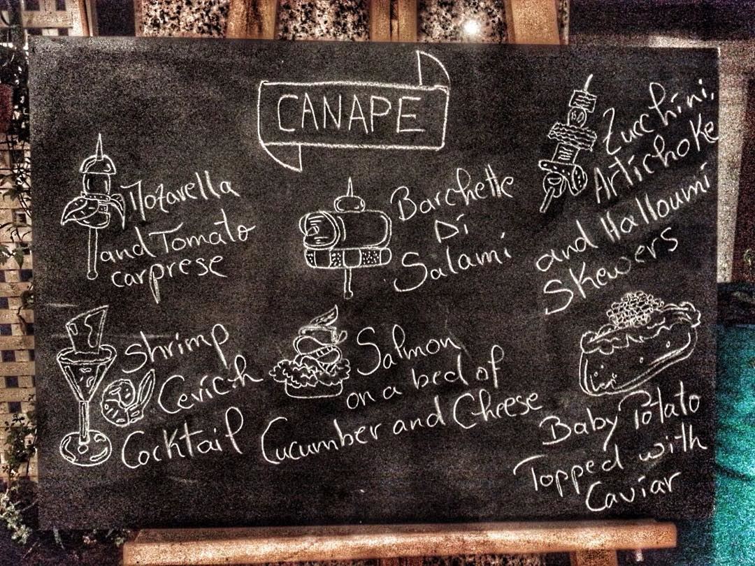 It's Tomorrow  hungryfoodies, "Canapés" we start at 8 with a live... (Em's cuisine)