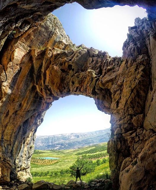 It Takes Nothing To Join The Crowd... It Takes Everything To  StandAlone 💪 (El Laqloûq, Mont-Liban, Lebanon)