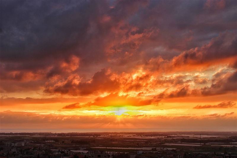 "It was sunsets that taught me that beauty sometimes only lasts for a... (Heker-Cheikh-taba /Akkar)