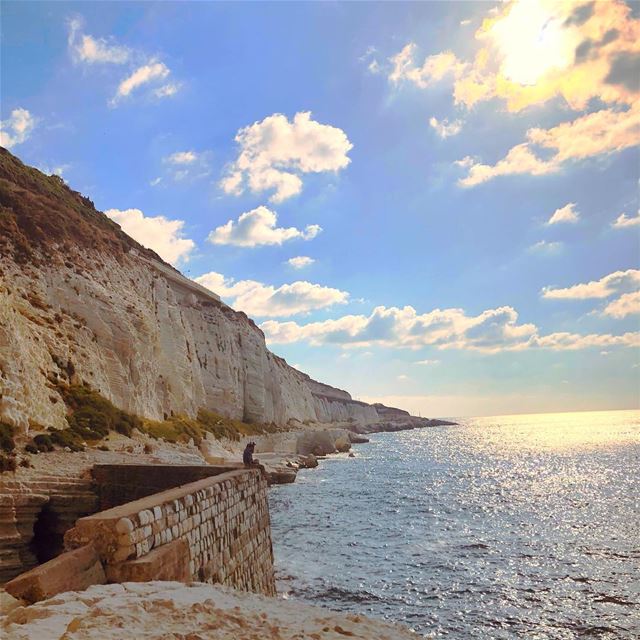 Italy ...its my beautiful lebanon 💙 naqoura  jnoub_lebnen ... (Naqoura)