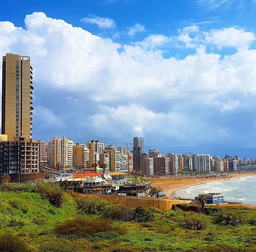 Its a lovely day❤By @el_dayeh  RamletAlBayda  Beirut  Liban  Libano ... (Beirut, Lebanon)