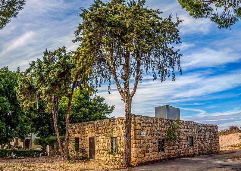  jbeil  lebanon  houses  architecture  sky ... (Byblos - Jbeil)