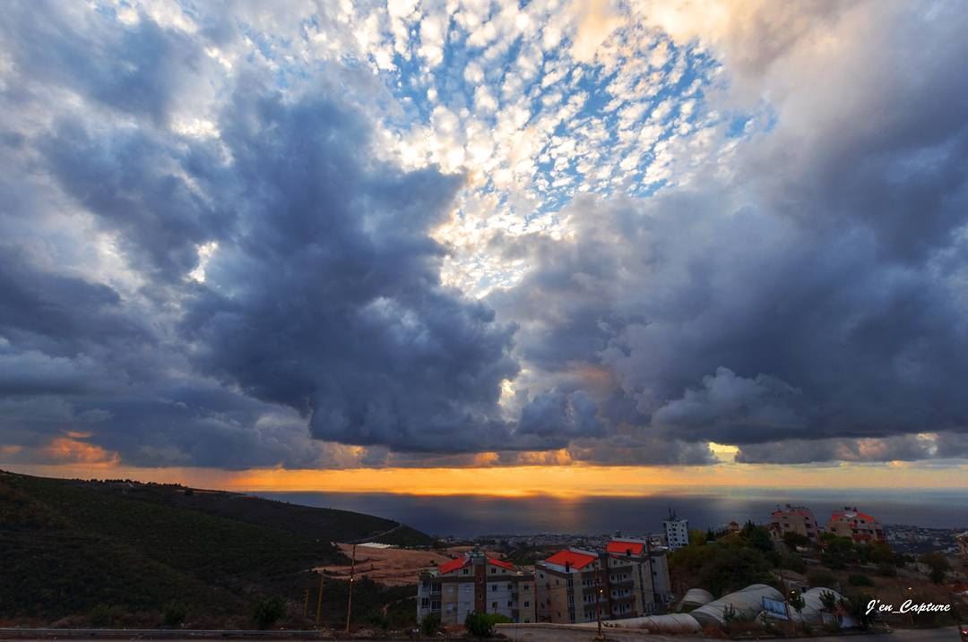 Jbeil's sunset••• Lebanon  Livelovelebanon  Nikon  NikonD90  NikonDSLR... (Jbeil-Byblos)