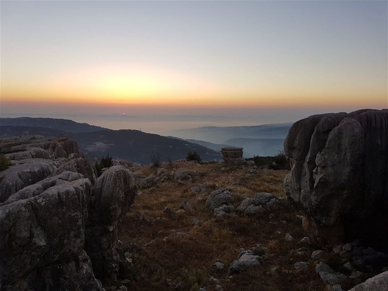 Je m’en lasserai jamais !  lebanon  sunset  mountains  zaarour  view ...