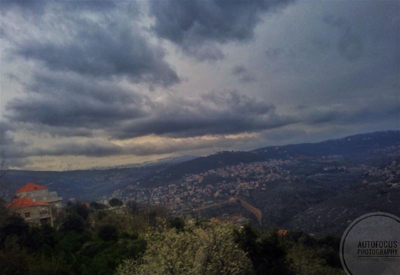 JE N'AVANCE PAS VITE MAIS JE NE RECULE JAMAIS ~A.L~  autofocus ... (Zabbugha, Mont-Liban, Lebanon)