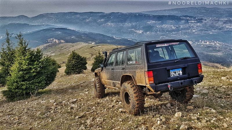  jeep xj falougha lebanon nofilter whatsuplebanon jeepbeef fun 4x4... (Falougha, Mont-Liban, Lebanon)