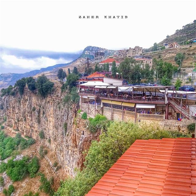 jezzine 🇱🇧 * insta_lebanon  ig_lebanon  lebanon_pictures ... (Jezzîne, Al Janub, Lebanon)