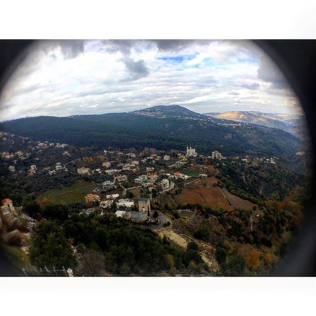 🇱🇧... Jezzine's mountains ⛰  lebanon  from  beirut  to  jezzine ... (Jezzîne, Al Janub, Lebanon)