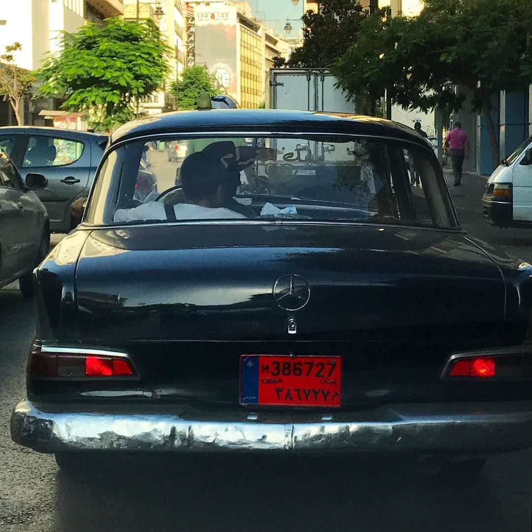 Joe le taxi... Y va pas partout  lebanon  lebanese  livelovebeirut ... (Hamra street , Beirut - شارع الحمرا ، بيروت)