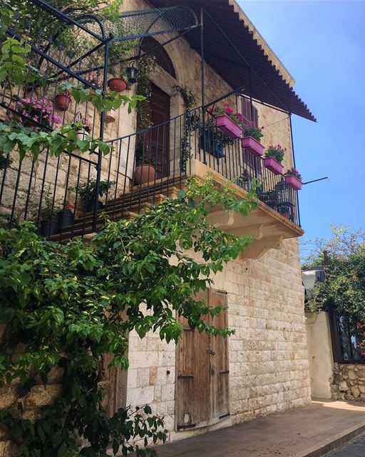 Jounieh, Lebanon  oldhouse  stairs  jounieh  livelovejounieh ...