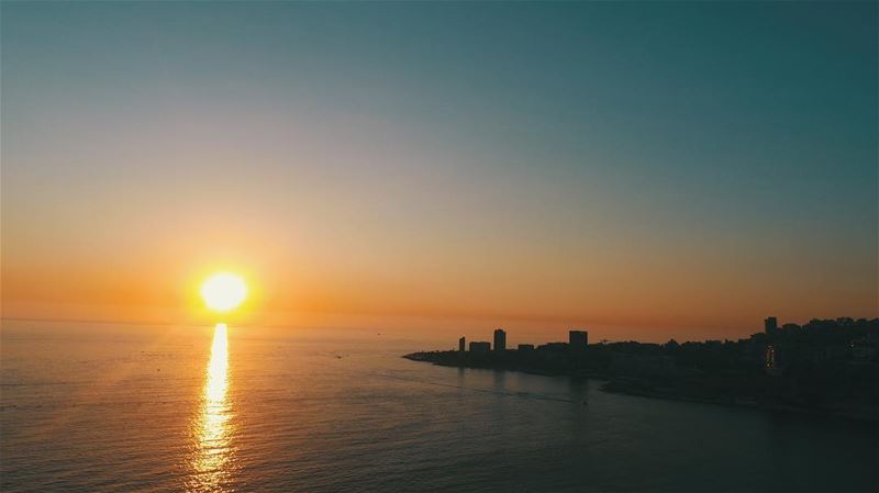 Jounieh's beautiful Sunset 🌅Drone: DJI phantom 4 Pro+Height: 120 meters... (Joünié)