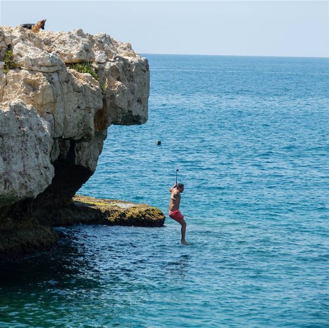 jump🌊🏊..... jump jumping cliff cliffjumping adrenaline adventure... (Selaata)