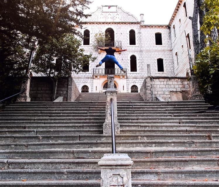 Jumping high.Taken by @highsamachkar ..... picoftheday  awesomeglobe... (Dhour choueir)